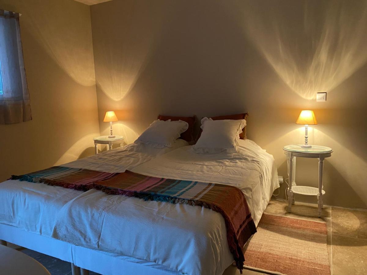 Bed and Breakfast L'Eveil En Provence Entrecasteaux Exteriér fotografie